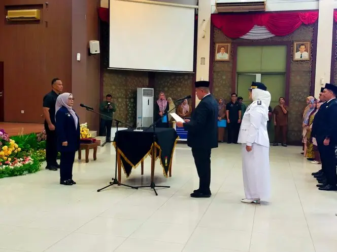 33 Pejabat Pemkab Kampar Dilantik, Wabup Misharti: Tunjukkan Integritas dan Tingkatkan Pelayanan Publik