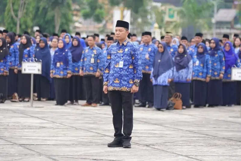 Besok Pagi, Plt Gubri SF Hariyanto Lantik 238 Pejabat Eselon III, IV, dan 77 Kepala Sekolah