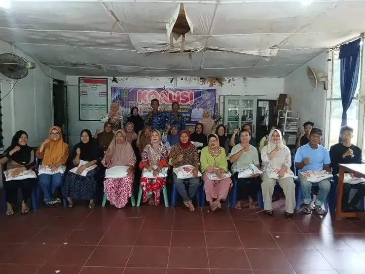 Buntu Pane Gelar "Koalisi Jumat Berbagi", Berbagi Beras untuk Warga Sei Silau