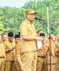 Dalam Apel Senin Pagi, Wawako Pekanbaru Tegaskan Kepala OPD Awasi Pegawai Saat WFH