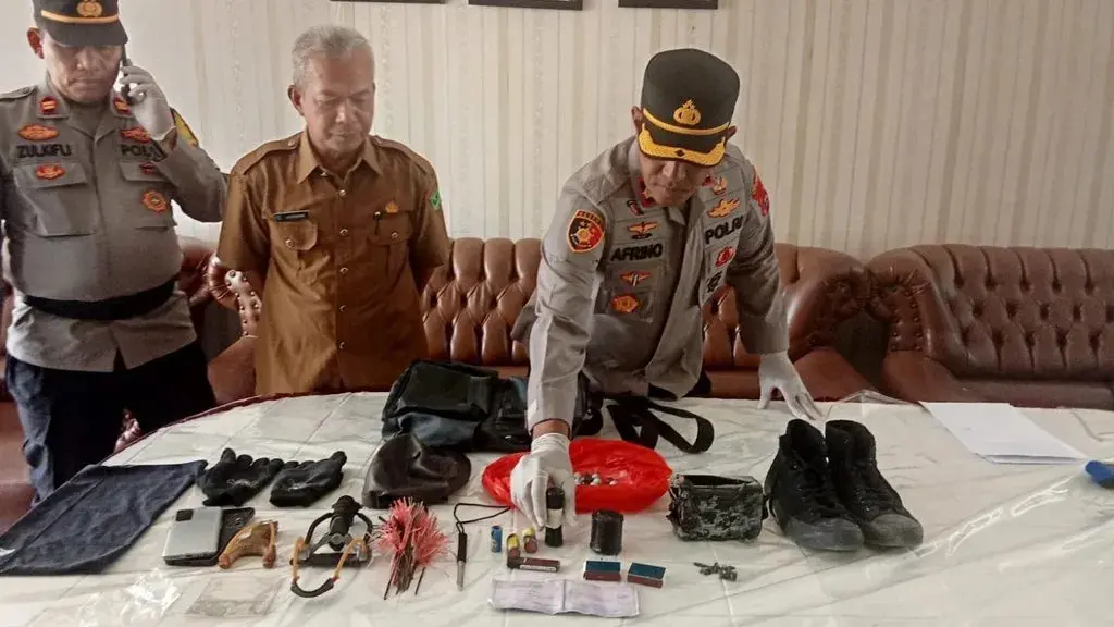 Dikenal Pendiam, Siswa MAN 3 Padang Peledak Bom Mengaku Belajar dari Internet