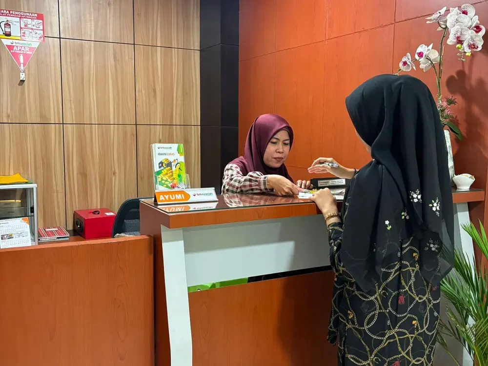 Gadai Emas di BRK Syariah Jadi Pilihan Tepat Masyarakat dari Jerat Rentenir