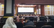 Protes Hasil Pemeriksaan BPK Tak Diberikan, Fraksi PDI P DPRD Pekanbaru Keluar Dari Rapat Banggar