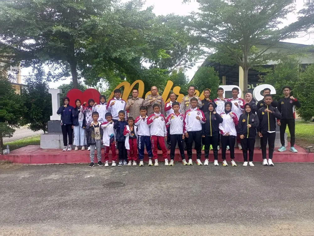 Kapolres Bengkulu Selatan AKBP Awilzan Lepas Atlet INKANAS Berlaga di Piala Presiden di Lampung