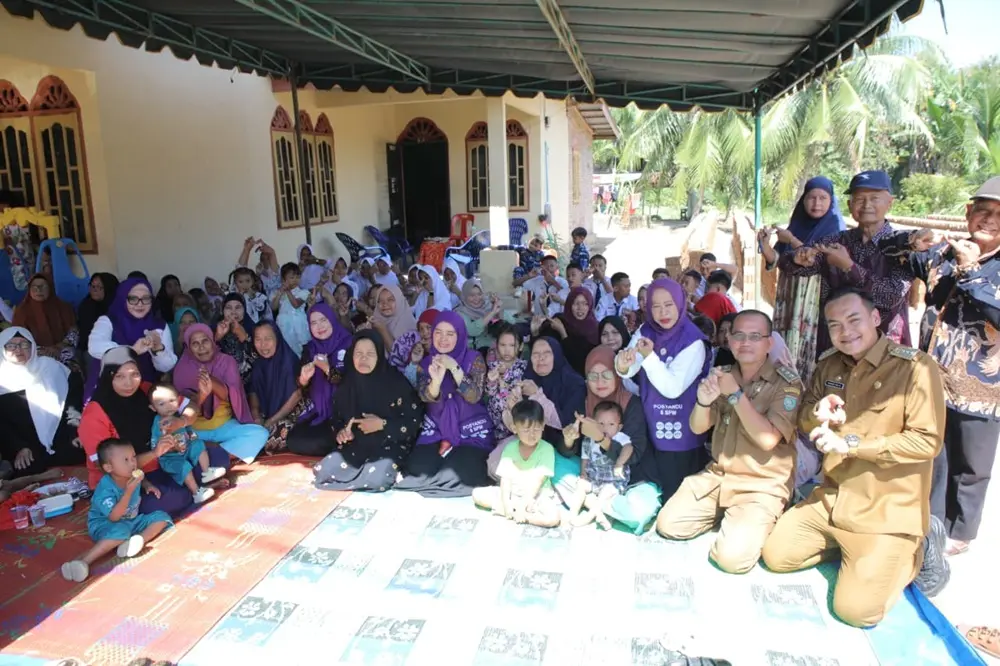 Ketua Tim Pembina Posyandu Kabupaten Asahan Tinjau Dua Posyandu Strategis