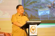 Keuangan Daerah Defisit, Plt Gubri Bahas Obligasi Jadi Alternatif Biaya Pembangunan