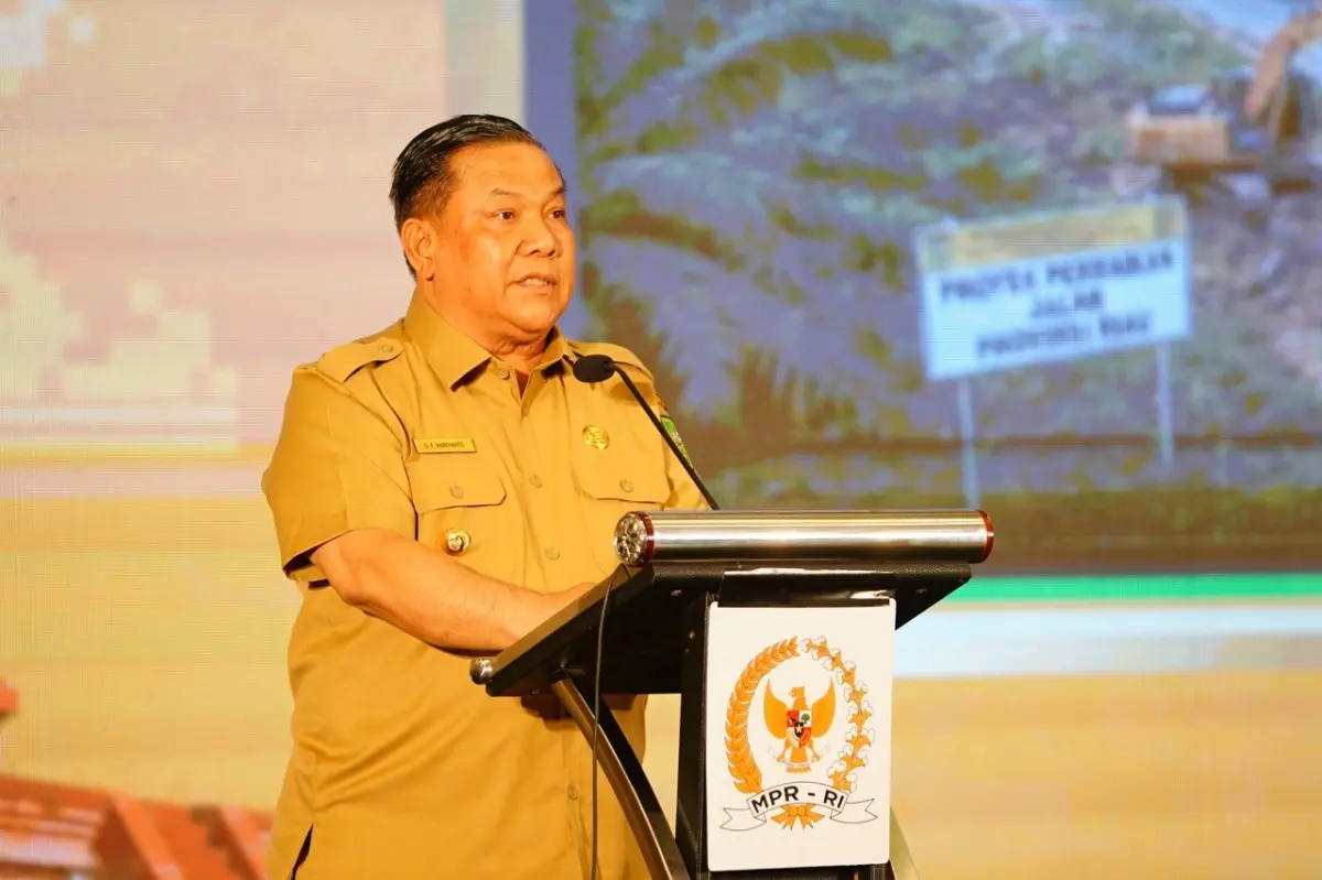 Keuangan Daerah Defisit, Plt Gubri Bahas Obligasi Jadi Alternatif Biaya Pembangunan