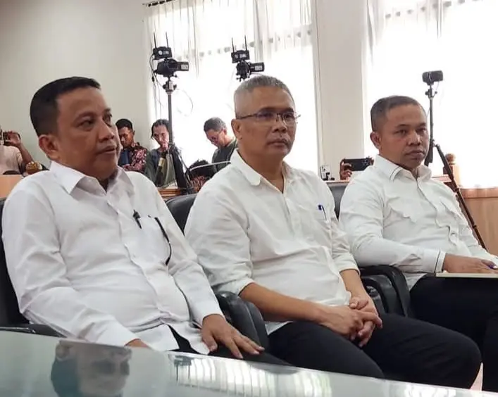 Mantan Kadis PUPR Riau dan Dani M Nursalam Divonis 2 Tahun Penjara Dalam Kasus "Jatah Preman"