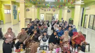 Merangkai Kata, Menyalakan Imajinasi: Novelis Anie Din Ajak Siswa Sekolah Global Riau Mencintai Sastra