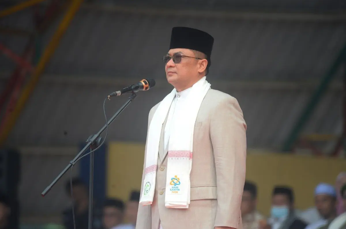 Pimpin Upacara Hari Santri, Sekdaprov Riau Tekankan Iman, Ilmu dan Akhlak Sebagai Fondasi