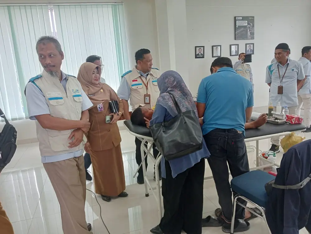 PLN UP3 Bangkinang Gelar Khitanan Massal hingga Pasang KWH Gratis di Rokan Hulu