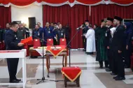 Plt Gubri SF Hariyanto Lantik 77 Kepala Sekolah Negeri se-Riau, Berikut Nama-namanya