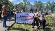 Polres Meranti Tanam Pohon dan Bersihkan Pasar Modern Sambut Hari Bhayangkara ke-80