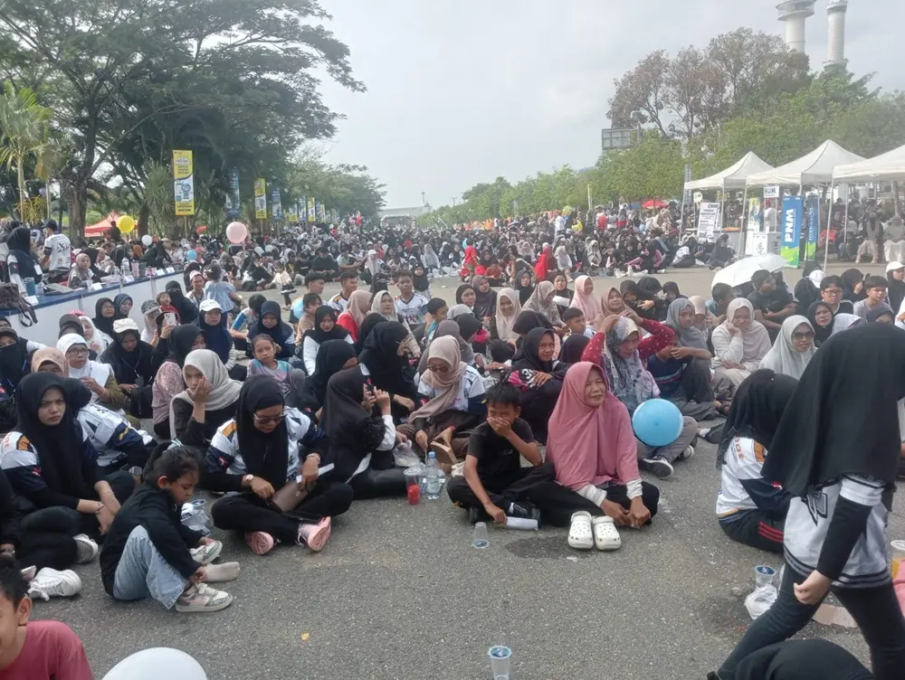 Ribuan Warga Ikuti Jalan Sehat Milad ke-11 ISQ Syekh Ibrahim Rohul
