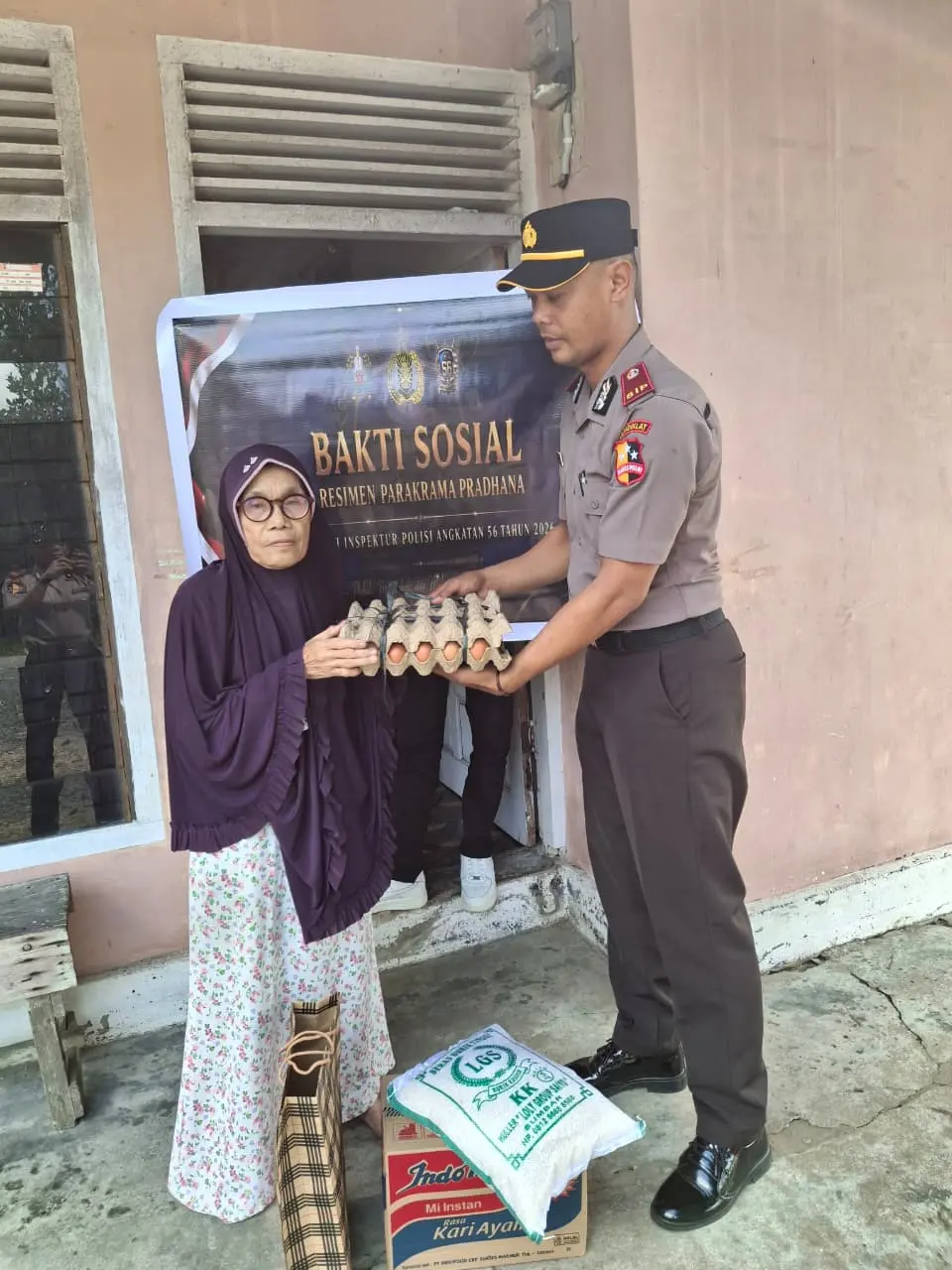Siswa Setukpa Polri Angkatan 56 Asal Polda Riau Gelar Bhakti Sosial di Desa Batu Belah
