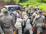 Tangani Karhutla, Plt Gubernur Riau Kirim Puluhan Anggota Satpol PP ke Siak