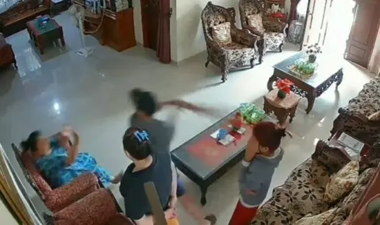 Terekam CCTV, Pelaku Pembunuhan Lansia di Rumbai Ternyata Orang Dekat