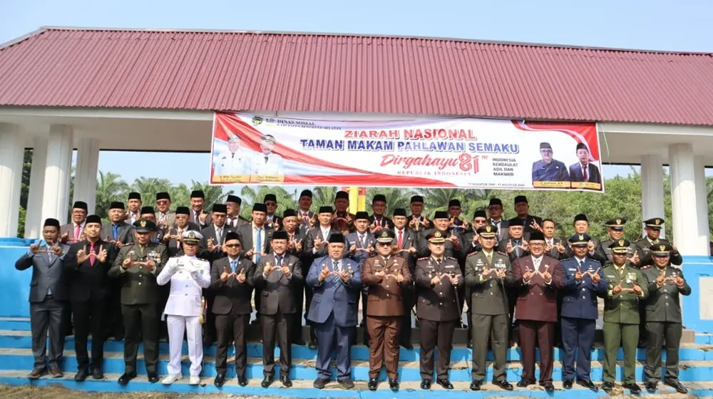 Ziarah Sakral TMP Semaku, Kapolres AKBP Aron Sebastian Ajak Isi Kemerdekaan Lewat Karya Nyata