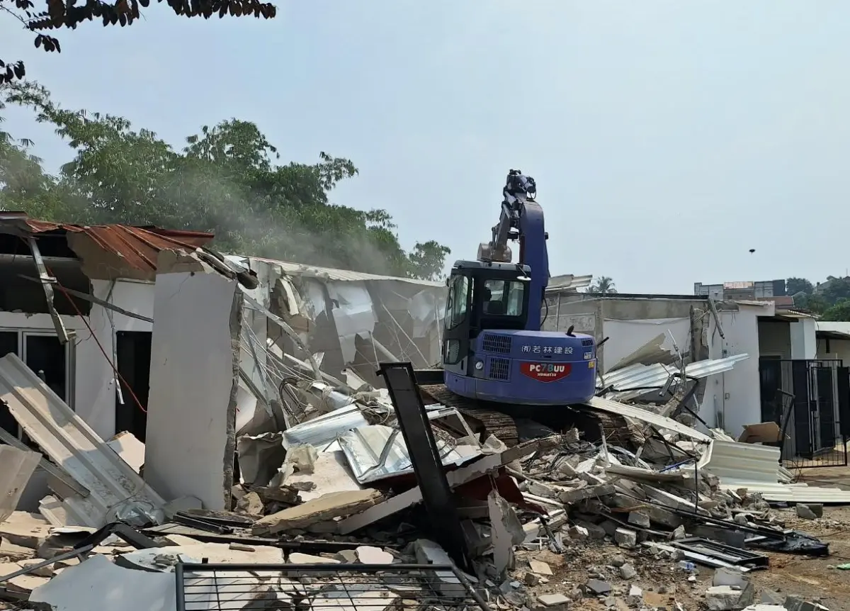 10 Unit "Apartemen Mewah' Lapas Cibinong Dirobohkan, Kini Sudah Rata Dengan Tanah
