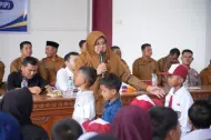 Thumbnail 517 Pelajar Siak Terima PIP, Bupati Afni Tegaskan tak Boleh Ada Anak Putus Sekolah