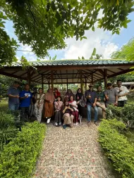 Thumbnail Jalin Silaturahmi dan Persiapkan Reuni Gabungan, Alumni SMAN 2 Pekanbaru Angkatan 83 Makan Bersama