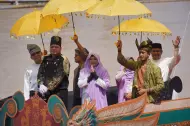 Thumbnail Angkat Sejarah Perang Guntung, Replika Kapal Harimau Buas Siak Pukau Penonton MTQ Riau