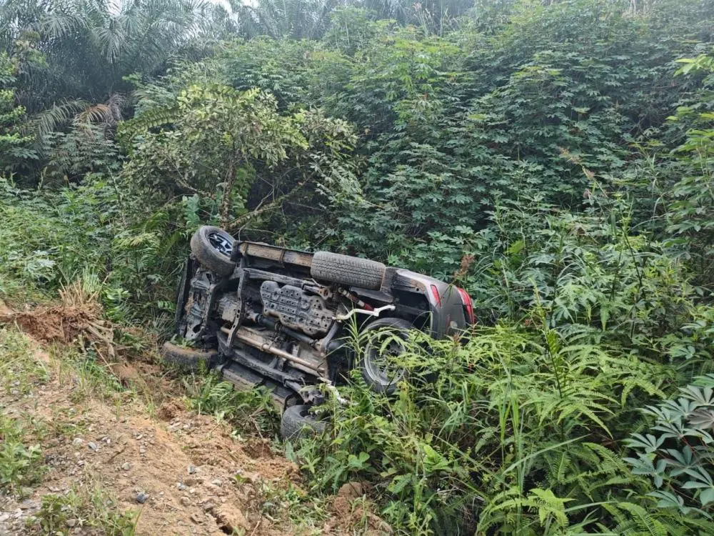 Bak Film Action, Fortuner Bandar Narkoba Terbalik di Rohil Setelah Dikejar Polisi
