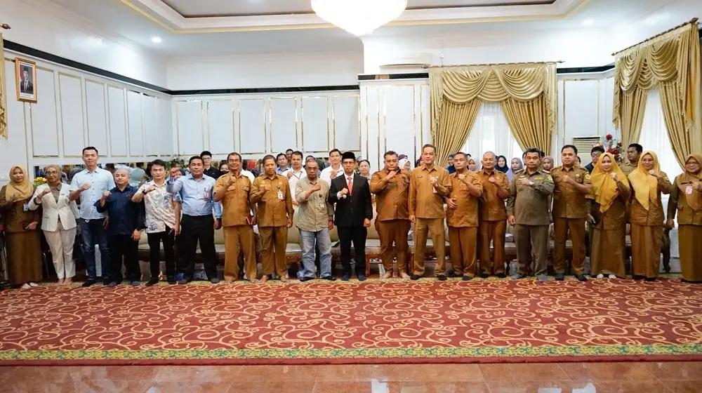 Bayar Retribusi Sampah Kini Bisa Pakai QRIS BRK Syariah, Pemkab Karimun Wujudkan Transaksi Digital yang Mudah dan Praktis