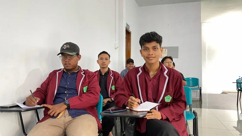 Beasiswa CSR BRK Syariah Bantu Mahasiswa STIT Mumtaz Karimun Wujudkan Cita-cita Pendidikan