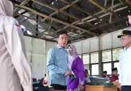 Thumbnail Berawal dari Komentar Instagram, Wapres Gibran Tinjau SDN 016 Serusa Rohil