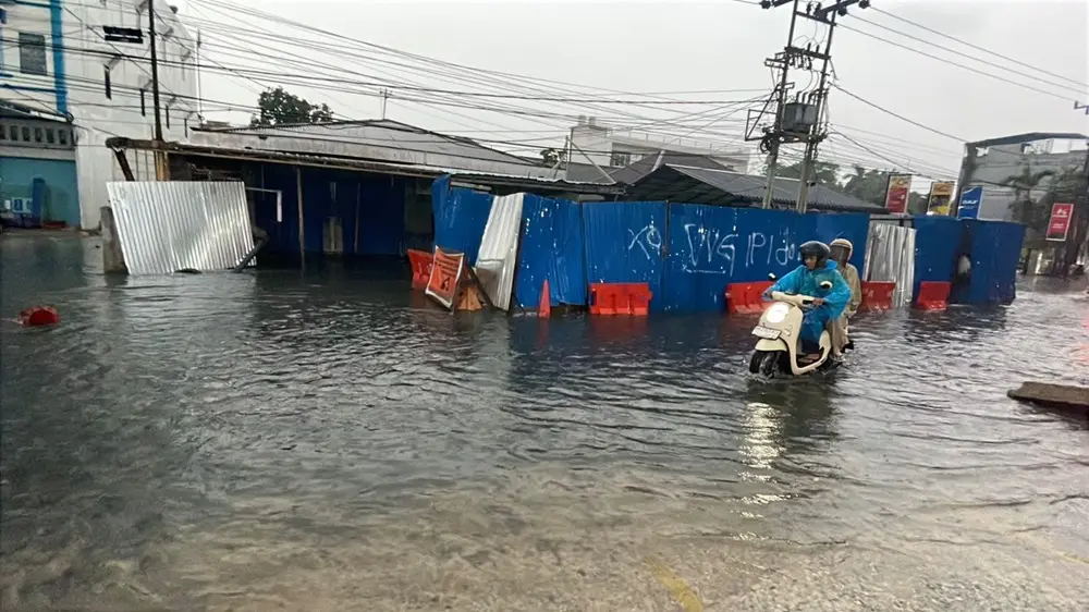 Bertahun-tahun Menderita Imbas Proyek IPAL Mangkrak, Rumah di Cempaka Pekanbaru Rusak dan Selalu Kebanjiran