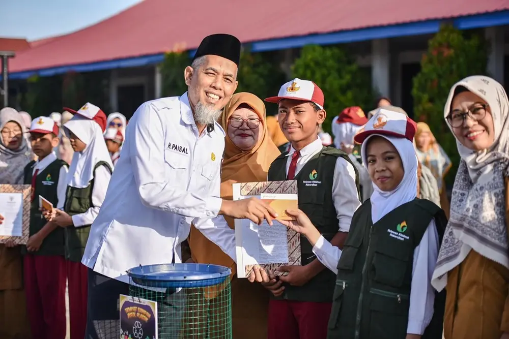 BRK Syariah Dorong Generasi Peduli Lingkungan, 50 Relawan Sekolah Dumai Kini Miliki Tabungan Bank Sampah