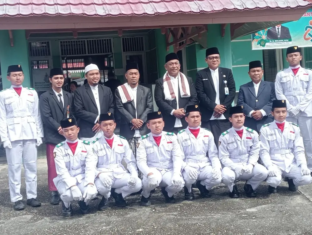 Bupati Anton Pimpin Upacara Hari Santri 2026, Rohul Bidik Tuan Rumah Provinsi 2028