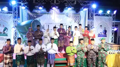 Bupati Asmar Lepas Pawai Takbir Idul Fitri 1447 H di Selatpanjang, Meriahkan Syiar dan Kebersamaan Umat