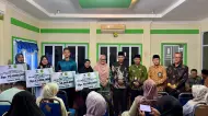 Thumbnail Dari Mustahik Jadi Muzaki, Baznas Meranti Salurkan Rp219 Juta untuk 33 Penerima