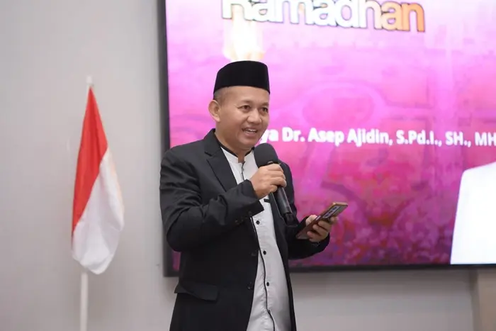 Di Atas Harta dan Tahta, Ada Iman dan Takwa yang Memuliakan Manusia