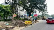 Dinas PUPR Riau Lakukan Pelebaran Jalan Tuanku Tambusai, Plt Kadis: Pembangunan Usai DLHK Pindahkan Pohon