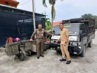 DLHK dan Satpol PP Pekanbaru Tangkap 8 Angkutan Sampah Mandiri