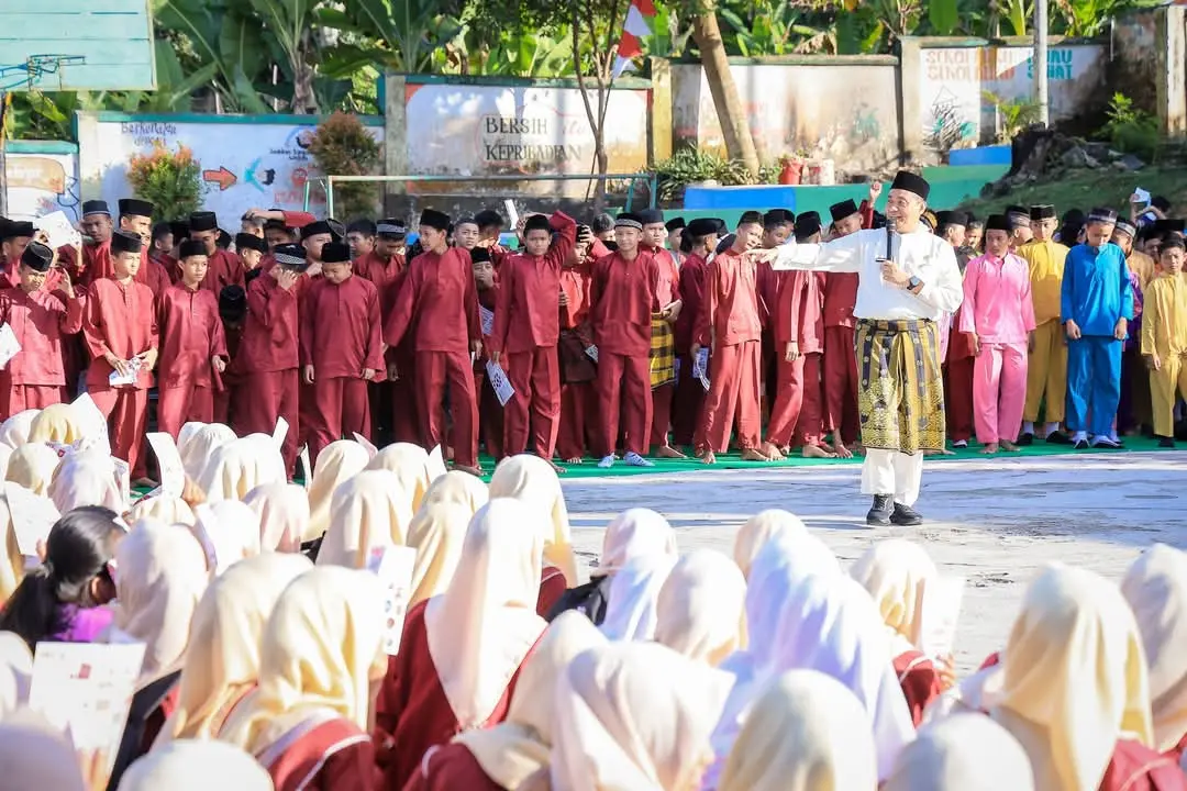 Goes to School, Pemko Pekanbaru Cegah HIV/AIDS Di Kalangan Remaja
