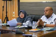 Harga Ayam Naik, Bupati Siak Afni Tepis Isu Karena MBG