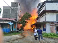 Inhil Berduka! Kebakaran Hebat Hanguskan Puluhan Rumah di Pulau Kijang