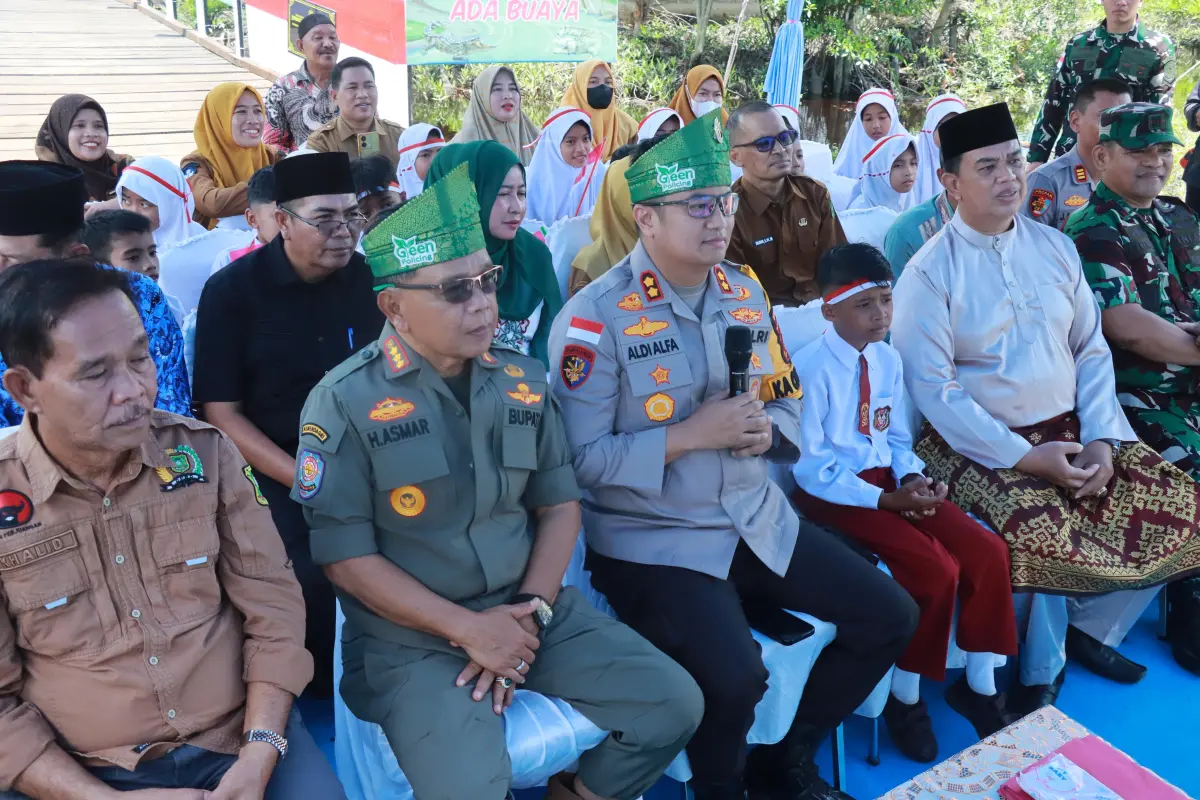 Jembatan Merah Putih Presisi Diresmikan, Akses Siswa SDN 18 Semulut Kini Lebih Aman