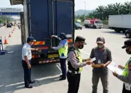 Kabar Gembira! Pemprov Riau Perpanjang Diskon 40 Persen Pajak Angkutan Barang