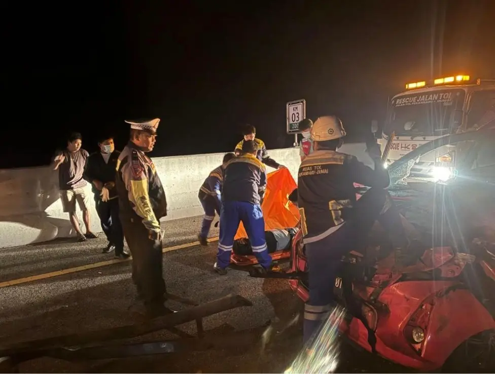 Kecelakaan Maut Tol Pekanbaru-Dumai KM 3, Dua Orang Tewas Usai Tabrak Truk