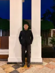 Ketika Masyarakat Lebih Percaya Calo daripada Sistem