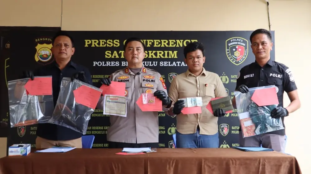 Kurang dari 24 Jam! Polisi Ringkus Empat Penipu Dinsos Gadungan dan Pelaku Penusukan Calon Kades