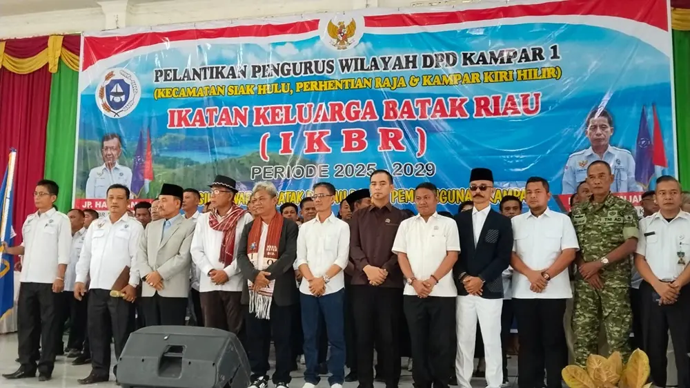 Legislator PKS Hendri Domo Hadiri Pelantikan DPD IKBR Kampar