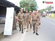 Mantapkan Persiapan HUT Ke-81 RI, Satpol PP Asahan Gelar Gladi Defile Pembagian Bendera Merah Putih