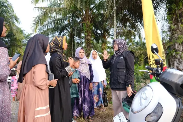 Miris! Dikelilingi APRIL Group dan Perusahaan Besar Lainnya, Infrastruktur Dusun Lingkar Naga Masih Memprihatinkan