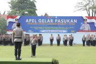 Mulai Hari ini Operasi Patuh 2026 Resmi Digelar, Gunakan HP Saat Berkendara Akan Ditilang
